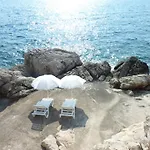 Apartment Sea