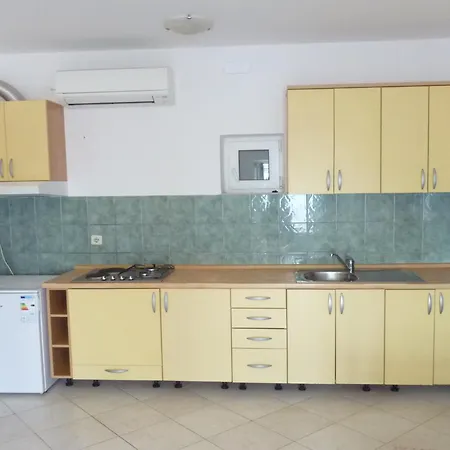 Sea Apartment *